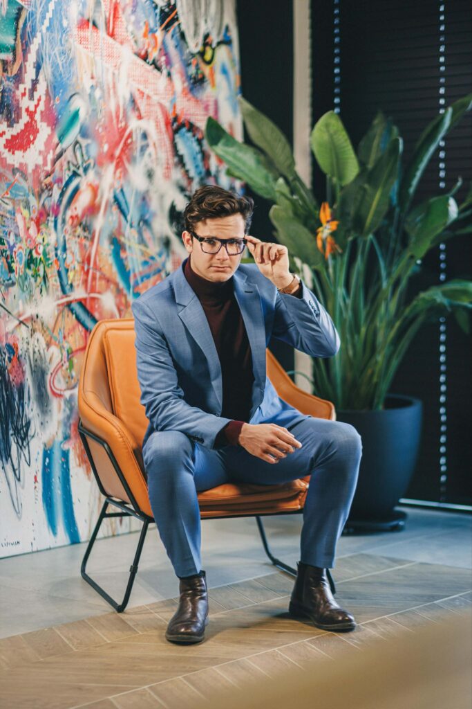 19 lat i miliard wyświetleń. Julian Heller zbudował firmę szybciej niż większość zaczyna studia